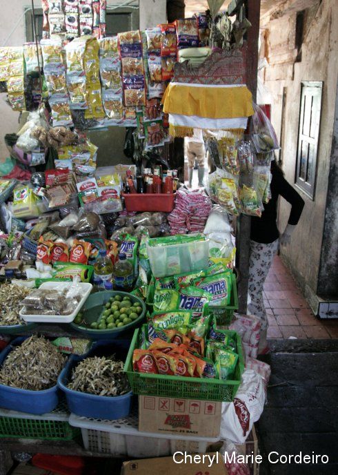 Kuta market shop 096